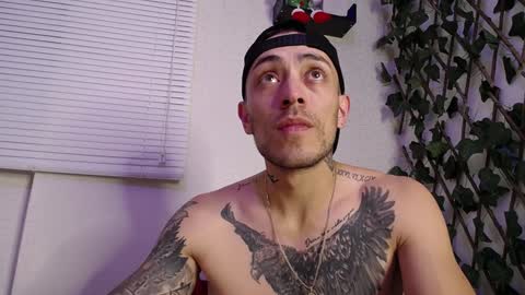 Snapshot of jasson_king01 chatting on 12-18-24, 02:53 JKing online show from 12-18-24, 02:53