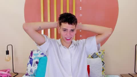 Snapshot of jasson_smit chatting on 12-16-24, 01:22 J A S S O N online show from 12-16-24, 01:22