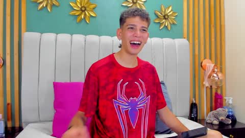 Snapshot of jasson_smit chatting on 12-28-24, 01:28 J A S S O N online show from 12-28-24, 01:28