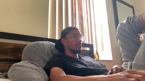 Snapshot of jav1eranisao chatting on 11-23-25, 08:52 Jorge online show from 11-23-25, 08:52