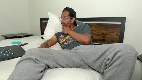 Snapshot of jav1eranisao chatting on 01-16-26, 06:23 Jorge online show from 01-16-26, 06:23