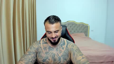 Snapshot of javicute4u chatting on 10-24-25, 08:49 Javi online show from 10-24-25, 08:49