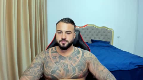 Snapshot of javicute4u chatting on 01-05-26, 10:13 Javi online show from 01-05-26, 10:13