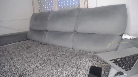 Javier  online show from 12-19-24, 06:45