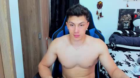 Snapshot of javiersexymann chatting on 02-12-25, 07:35 Javier online show from 02-12-25, 07:35