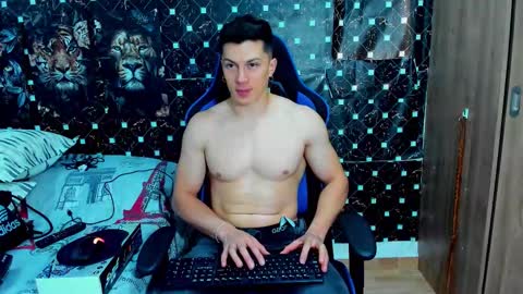 Javier online show from 02-06-26, 08:34