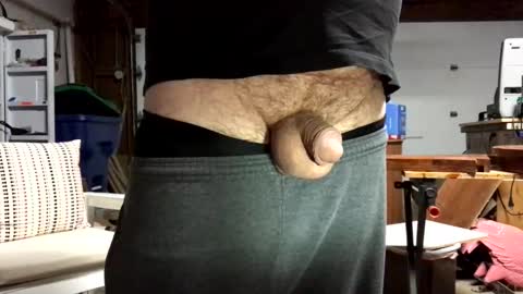 Snapshot of jawssharkparty chatting on 09-24-25, 05:11 Jaws online show from 09-24-25, 05:11