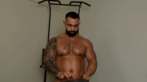 JaxonHunk online show from 03-04-26, 01:22