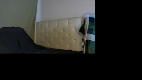 Snapshot of jaxwild212 chatting on 06-12-26, 04:44 jaxwild212 online show from 06-12-26, 04:44