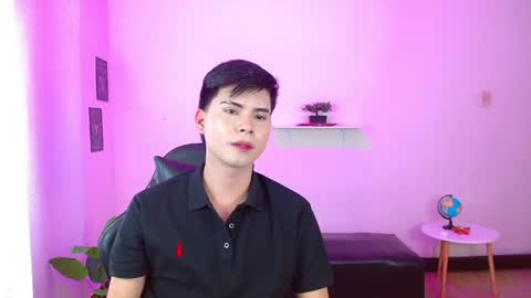 Snapshot of jay_cum18 chatting on 05-21-26, 03:30 Jay online show from 05-21-26, 03:30