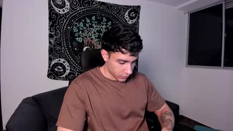 Snapshot of jay_marcos chatting on 02-19-25, 04:55 Jay marcos online show from 02-19-25, 04:55
