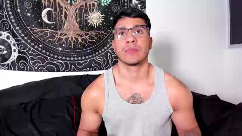 Snapshot of jay_marcos chatting on 10-18-25, 02:47 Jay marcos online show from 10-18-25, 02:47