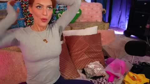 JennyBlighe online show from 05-03-26, 09:04