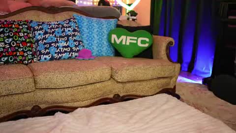 JennyBlighe online show from 06-21-26, 09:23