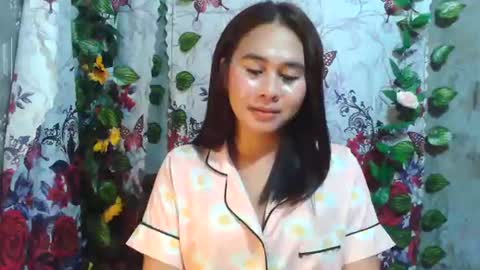 Snapshot of jayca20880 chatting on 07-27-26, 03:30 JAYCA online show from 07-27-26, 03:30