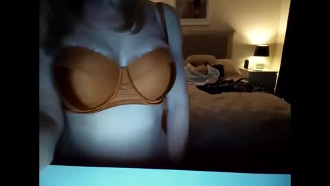 Snapshot of jaycat73 chatting on 03-08-25, 04:45 jaycat73 online show from 03-08-25, 04:45