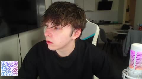 Snapshot of jayce_icestone chatting on 05-04-26, 05:47 Jayce online show from 05-04-26, 05:47
