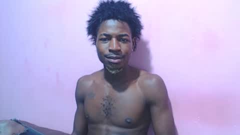 Snapshot of jaycolinss chatting on 12-02-24, 01:36 jaycollins online show from 12-02-24, 01:36