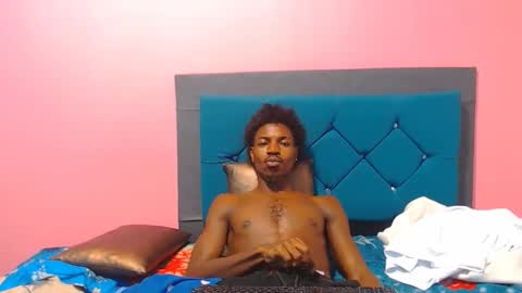 Snapshot of jaycolinss chatting on 12-31-24, 04:38 jaycollins online show from 12-31-24, 04:38