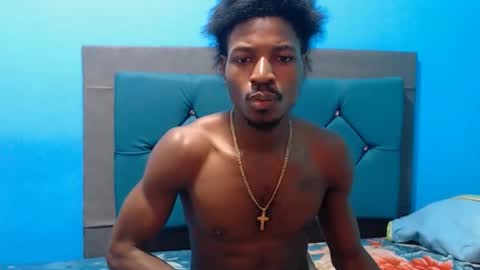 Snapshot of jaycolinss chatting on 01-13-25, 06:49 jaycollins online show from 01-13-25, 06:49