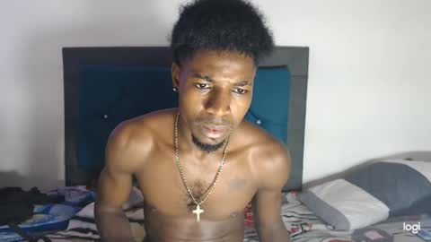 Snapshot of jaycolinss chatting on 03-06-25, 01:24 jaycollins online show from 03-06-25, 01:24