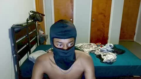 Snapshot of jaycrashout chatting on 09-27-25, 10:26 jaycrashnout online show from 09-27-25, 10:26