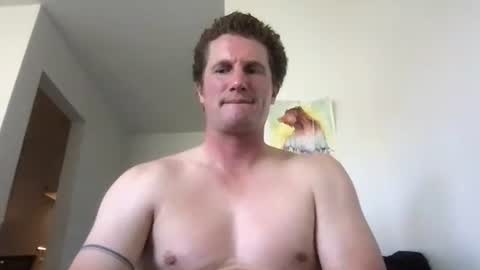 Snapshot of jaycup1989 chatting on 10-19-25, 06:19 jaycup1989 online show from 10-19-25, 06:19