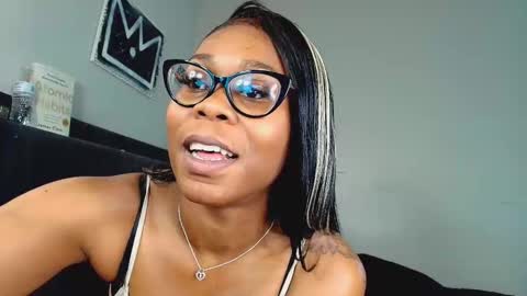 Naomiruty online show from 03-19-26, 01:53