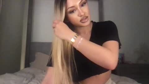 Snapshot of jaylababy24 chatting on 10-05-25, 05:28 Jayla online show from 10-05-25, 05:28