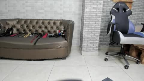 jaylen_bdsm online show from 04-23-26, 12:04