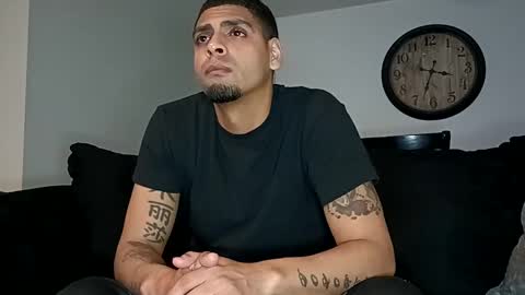 Snapshot of jaysofly89 chatting on 02-16-25, 08:32 Jayfly online show from 02-16-25, 08:32