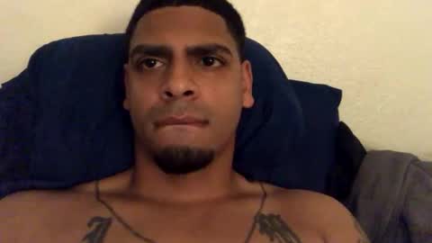 Snapshot of jaysofly89 chatting on 11-21-25, 12:04 Jayfly online show from 11-21-25, 12:04