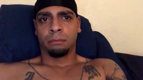 Snapshot of jaysofly89 chatting on 12-02-25, 12:32 Jayfly online show from 12-02-25, 12:32