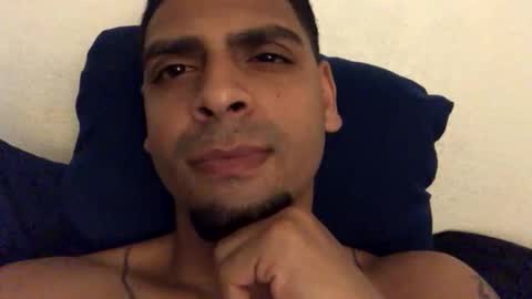 Snapshot of jaysofly89 chatting on 12-17-25, 01:50 Jayfly online show from 12-17-25, 01:50