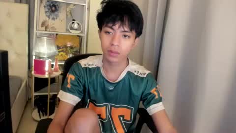 Snapshot of jayxxxcock chatting on 06-14-26, 02:46 jayxxxcock online show from 06-14-26, 02:46