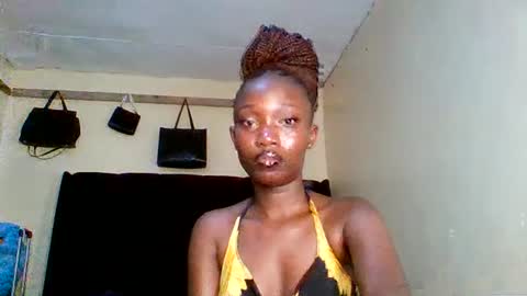 Snapshot of jazlyn_ari chatting on 07-21-26, 10:50 jazlyn_ari online show from 07-21-26, 10:50