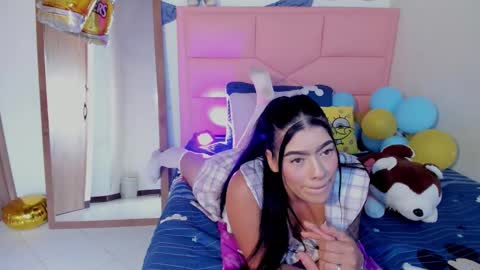 Snapshot of jazmin_barreraa chatting on 09-29-25, 06:35 jazmin  online show from 09-29-25, 06:35