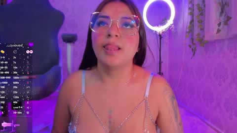 Jazmine online show from 01-30-25, 01:42