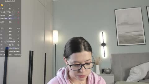 Mira the personal mirage D online show from 12-22-25, 07:00