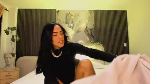 Snapshot of jazminrusso_ chatting on 07-01-26, 05:42 Jazminrusso online show from 07-01-26, 05:42