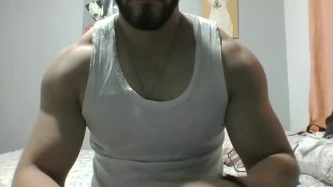 Snapshot of jbrand20 chatting on 11-01-25, 05:09 J Brand online show from 11-01-25, 05:09