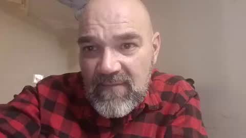 jchecka1975831725 online show from 02-04-26, 08:20