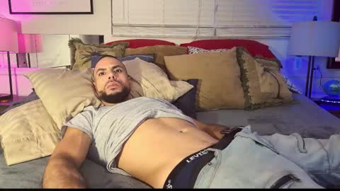 JcMax305 online show from 11-17-25, 11:32