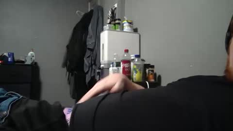 Red Head   Romeo online show from 10-27-25, 09:19