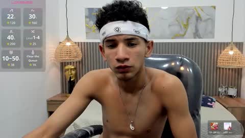 jdwhite18 online show from 03-26-26, 06:19