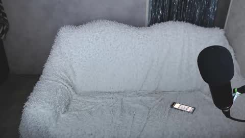 Angel online show from 11-10-25, 04:55