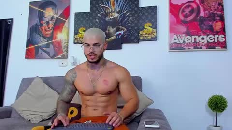 Jean  axelcrow       Modelo Independiente online show from 12-29-24, 11:29