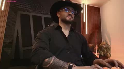 Snapshot of jeancolleman chatting on 01-13-26, 11:21 Jean Colleman online show from 01-13-26, 11:21