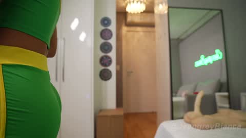 Bianca online show from 12-06-24, 07:34