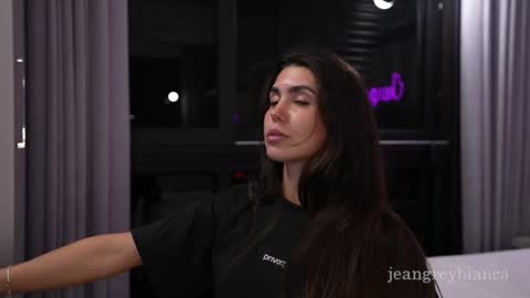 Bianca online show from 10-07-25, 07:55